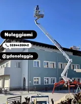 Piattaforma ragno Easylift R190 al lavoro